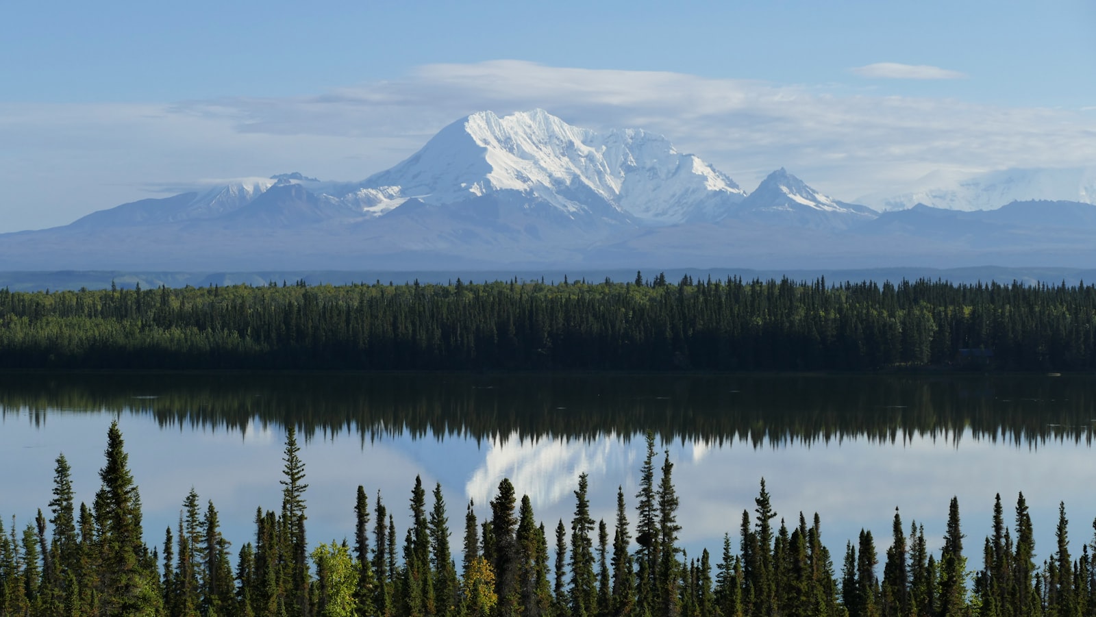 Glacial mountains and valley in Alaska